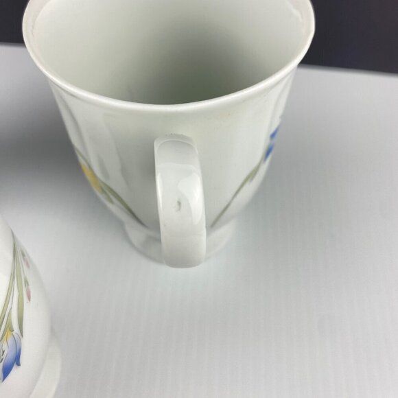 French Garden Pedestal Tea Cups / Mugs Set of 3 with Three Flower Pattern 8oz - Picture 8 of 8